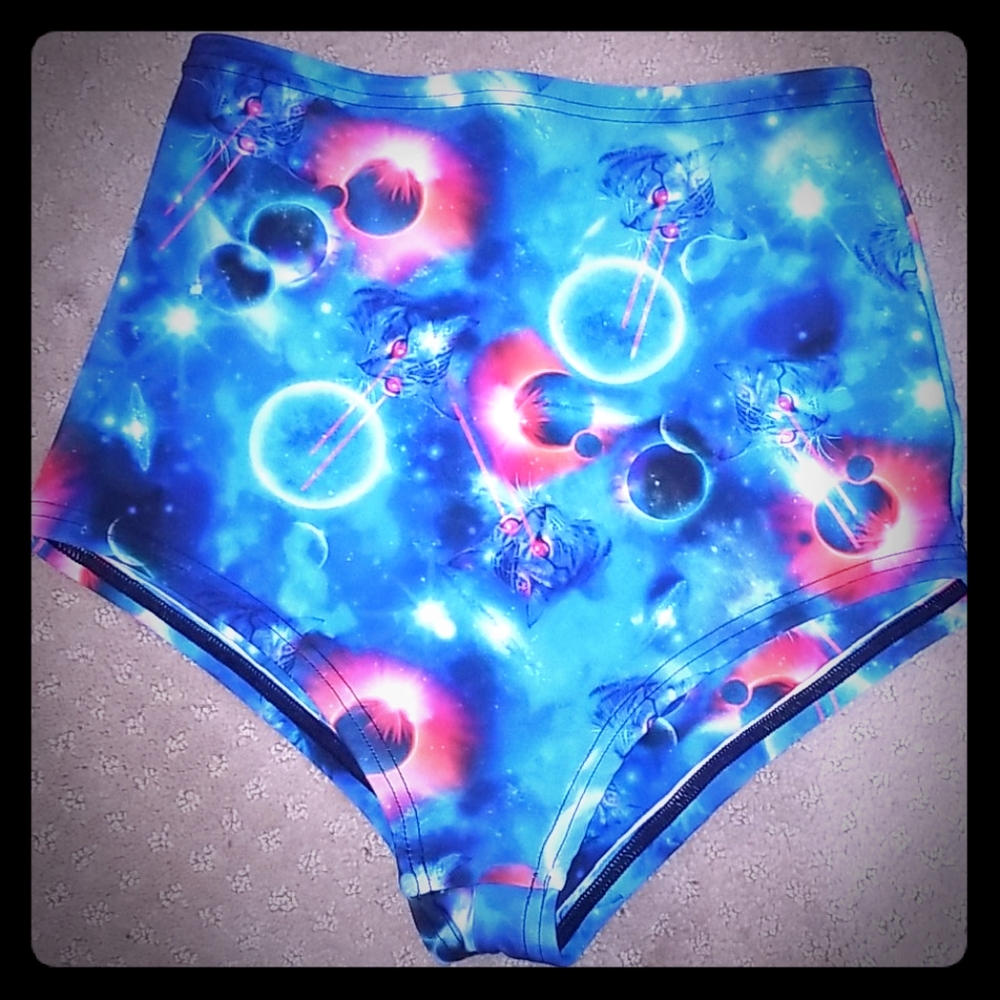 NWOT LaserCat Spandex HighWaist Hot Pants festival